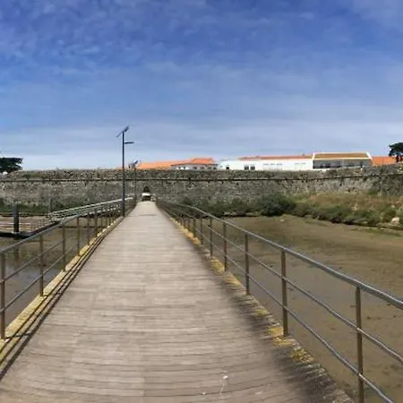 At Maries House 2 Appartement